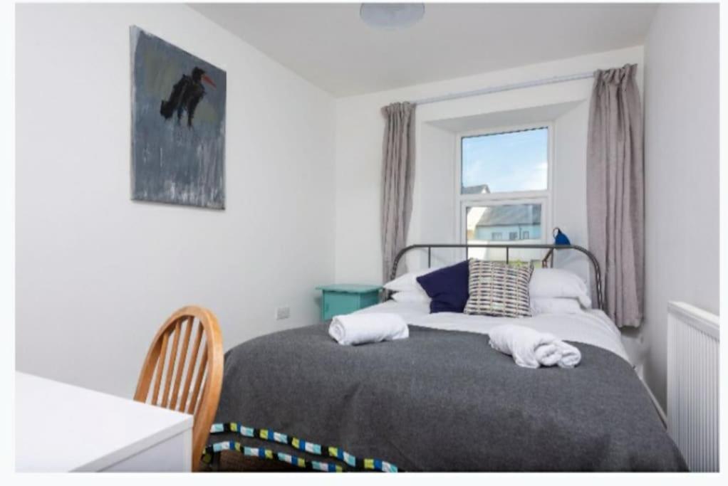 Beautiful And Bright !! Town/Harbour Apartment #2 Penzance Eksteriør bilde
